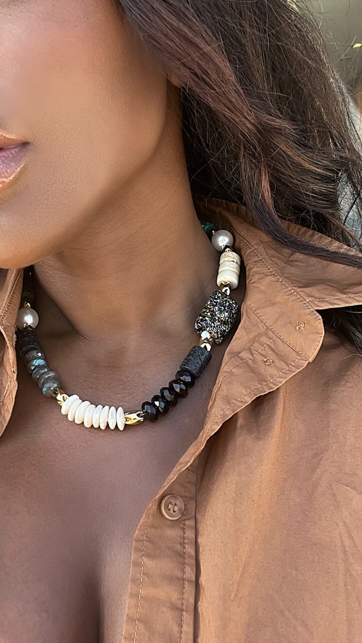 Nia Necklace