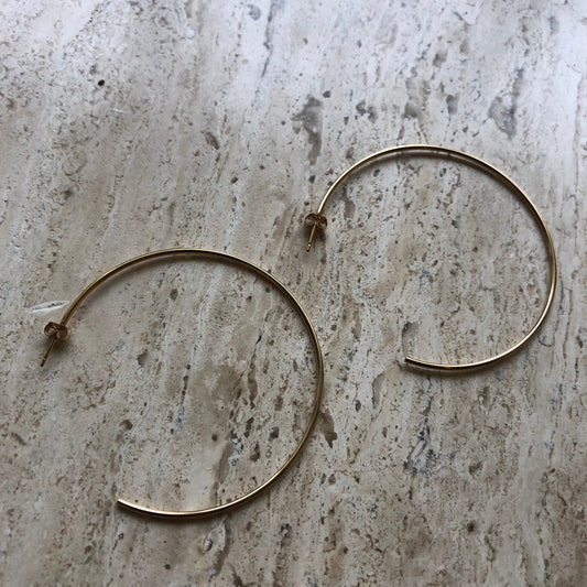 Essential everyday hoops GF 14k