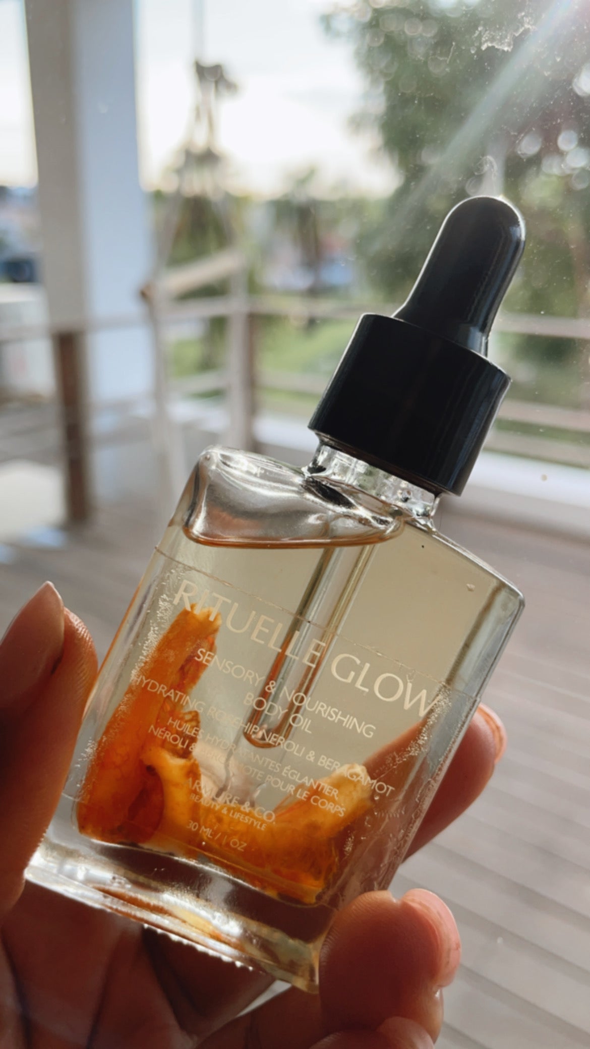 Amalfi Coast Rituelle Glow Body Oil with Dried Grapefruit