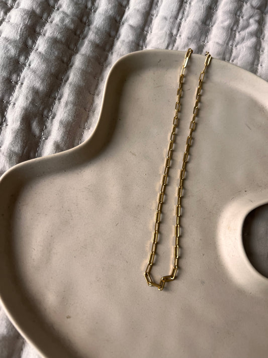 Livia Oval Link Chain